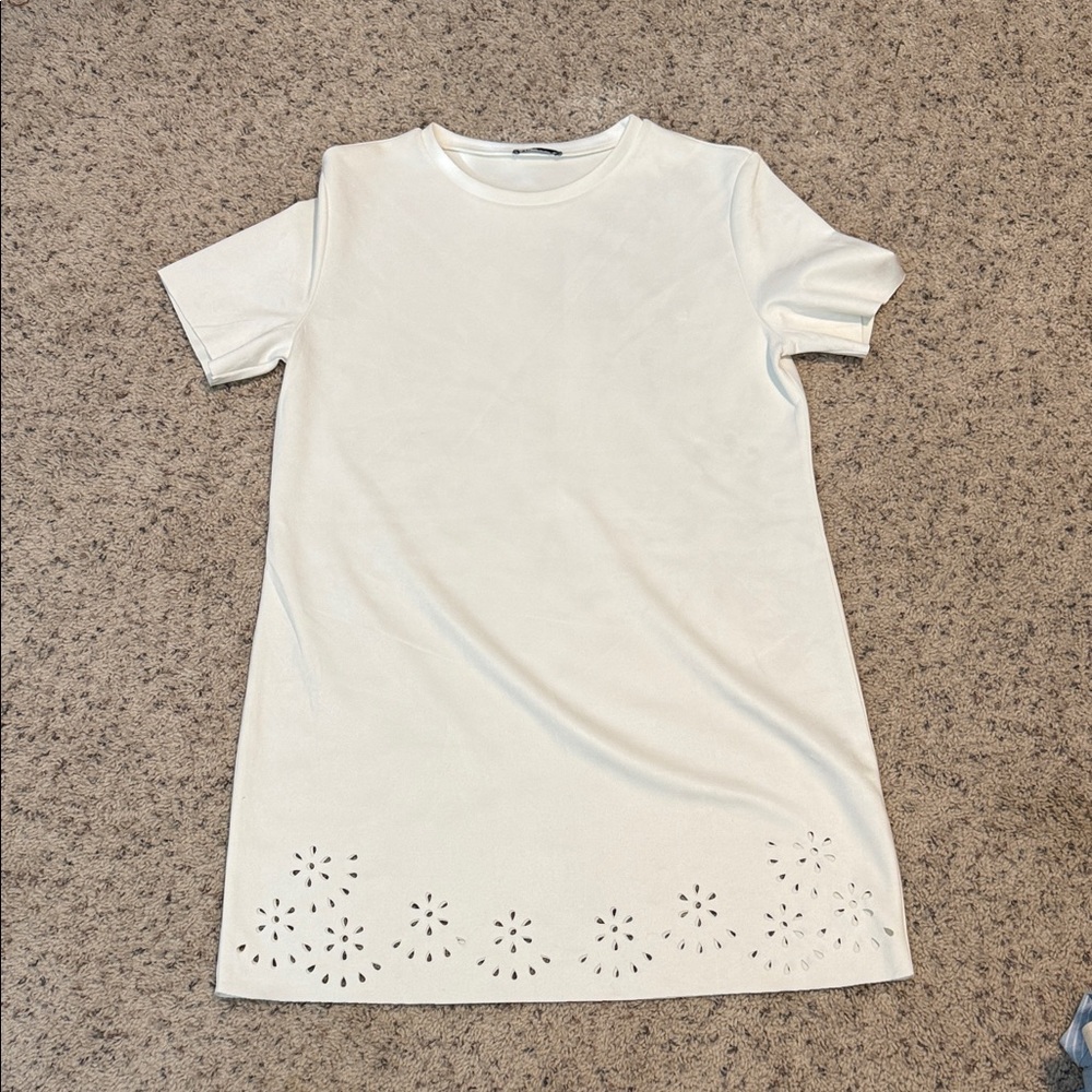 White Short Sleeve Dress with Cutout Design